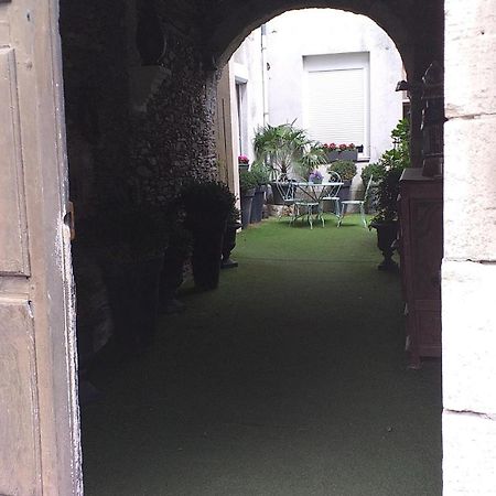 Appart 2 Pieces Et Jardin Hyper Centre Ville Angers Extérieur photo